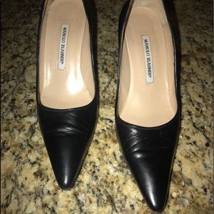 Manolo Blahnik classic pointed toe pumps